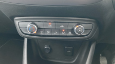 Vauxhall Crossland 1.2 Design 5dr Petrol Hatchback